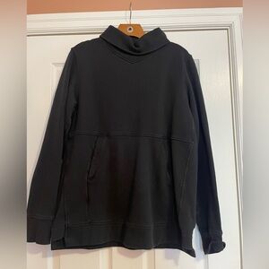 Lululemon sweatshirt
